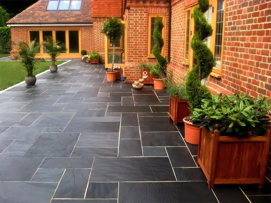 Ini 5 Pilihan Lantai Teras Rumah untuk Hunian Minimalis Estetik